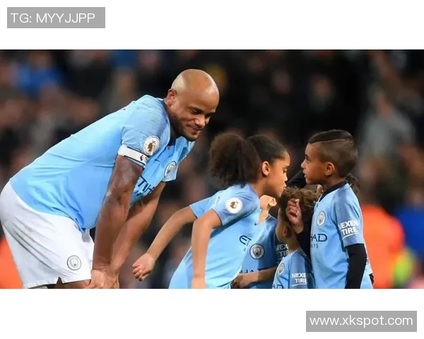 孔帕尼为妻子庆祝40岁生日专程回曼市包下豪华酒店盛大庆典 孔帕尼为妻子庆祝40岁生日专程回曼市包下豪华酒店盛大庆典