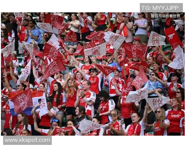 女足欧冠首轮精彩纷呈巴萨大胜拜仁皇马轻取罗马阿森纳遭里昂逆转 女足欧冠首轮精彩纷呈巴萨大胜拜仁皇马轻取罗马阿森纳遭里昂逆转