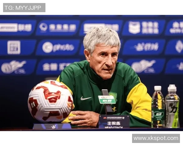 国安队员昨晚齐聚塞蒂恩住处送别情深意重温暖时刻