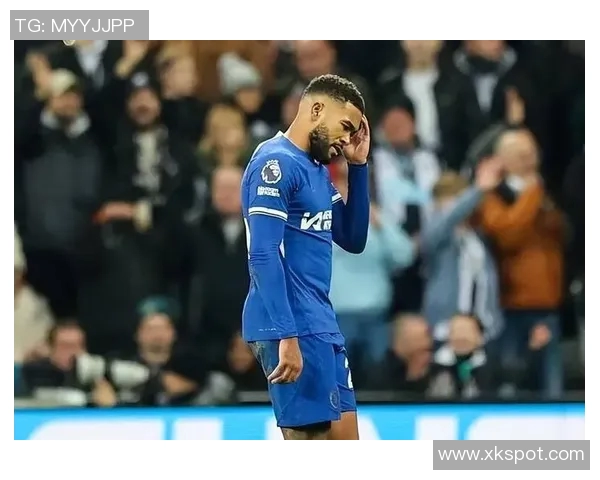 慈善拳击赛精彩上演切尔西传奇乔迪莫里斯战胜热刺名宿本特利