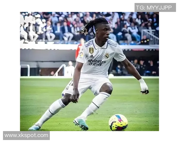 卡马文加或将转型左后卫应对法国中场竞争激烈局面