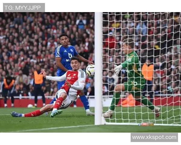 特罗萨德惊艳世界波助阿森纳逆转桑德兰比分精彩瞬间回顾